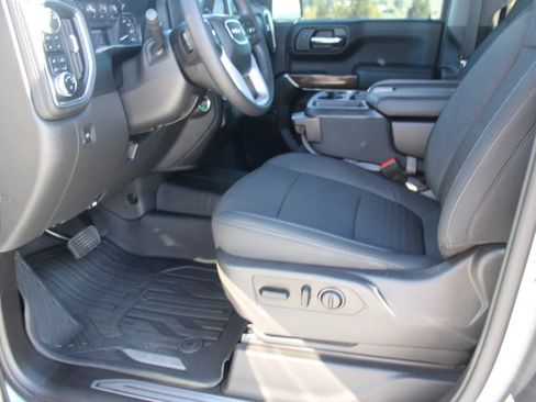 Used 2021 GMC Sierra 1500 Elevation w/ X31 Off-Road Package AWD/4WD image 13