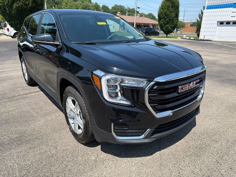 Used 2024 GMC Terrain SLE AWD/4WD image 7