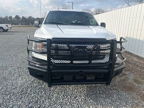 Used 2018 Ford F150 XLT w/ Trailer Tow Package image 8