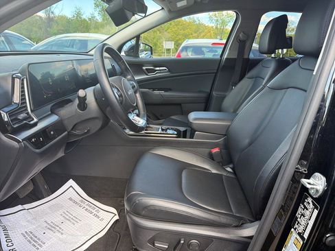 Used 2023 Kia Sportage EX AWD/4WD image 19