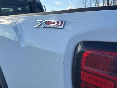 Used 2023 GMC Sierra 2500 Pro image 4