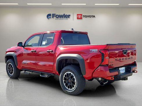 New 2026 Toyota Tacoma TRD Off-Road AWD/4WD image 5