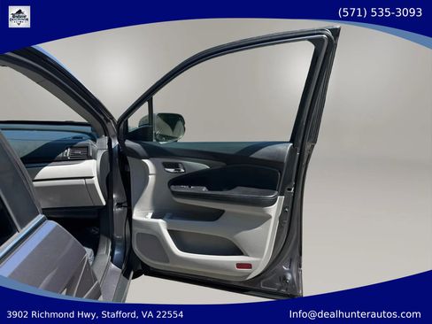 Used 2017 Honda Pilot EX-L image 11