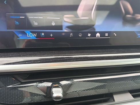 New 2027 BMW X6 xDrive40i AWD/4WD image 25
