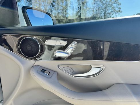 Used 2018 Mercedes-Benz GLC 300 GLC 300 image 28