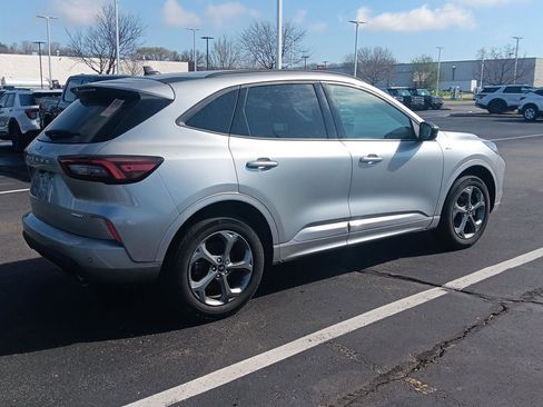 Used 2024 Ford Escape ST-Line w/ Tech Pack #1 image 4