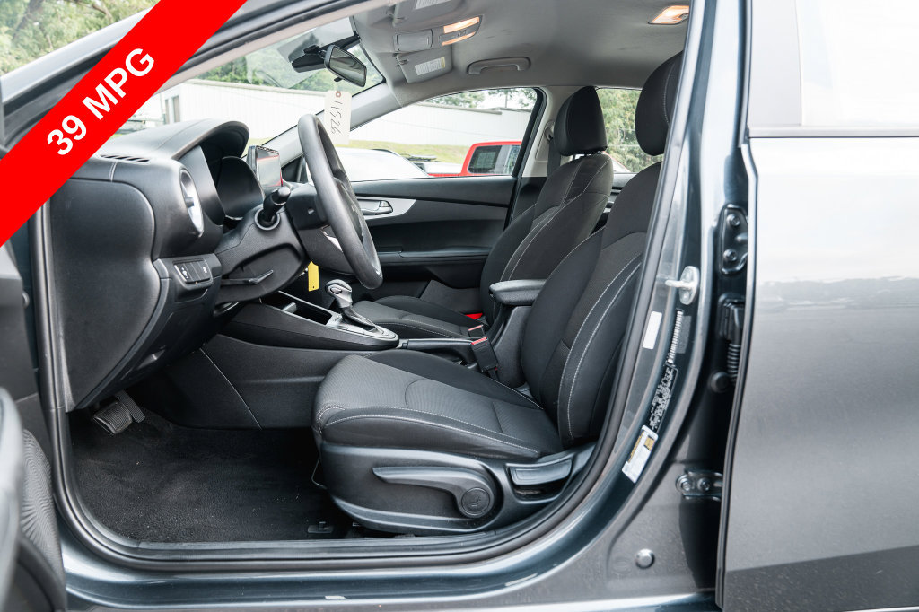 Used 2024 Kia Forte LXS FWD image 22