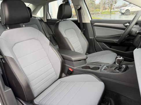 New 2026 Volkswagen Jetta SE image 35