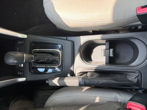 Used 2016 Subaru Forester 2.5i Touring w/ Eyesight & Navigation System AWD/4WD image 44