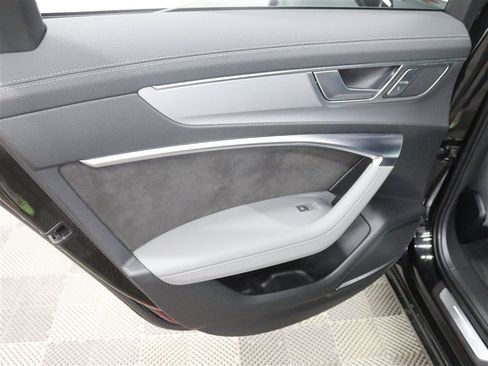 Used 2020 Audi S6 Premium Plus AWD/4WD image 17