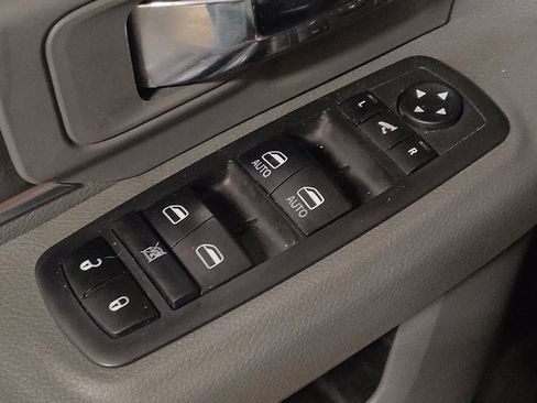 Used 2019 RAM 1500 Big Horn RWD image 27