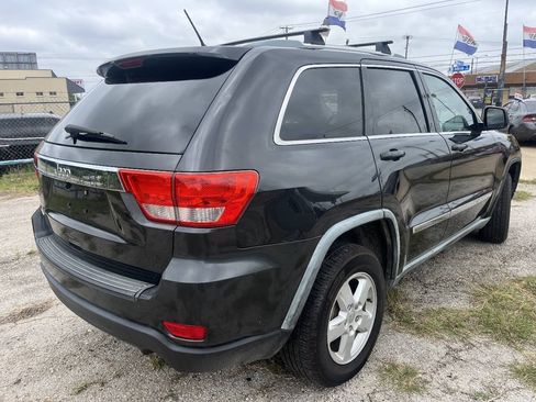 Used 2011 Jeep Grand Cherokee Laredo w/ Security & Convenience Group RWD image 6
