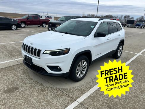 Used 2022 Jeep Cherokee Latitude Lux image 1