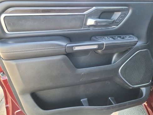 Used 2025 RAM 1500 Laramie image 16