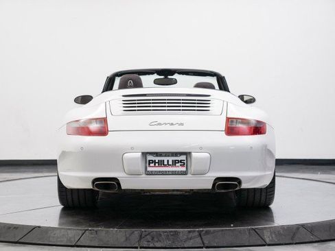 Used 2005 Porsche 911 Carrera image 12