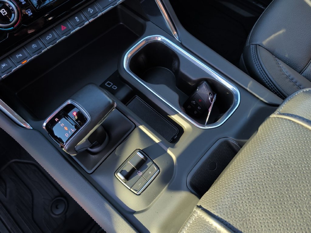 Certified 2024 GMC Sierra 1500 Denali AWD/4WD image 24