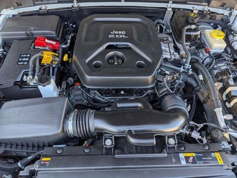 Used 2021 Jeep Wrangler Unlimited Sport AWD/4WD image 39