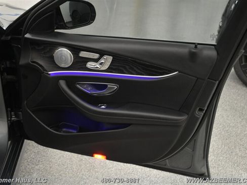 Used 2018 Mercedes-Benz E 300 w/ Premium 1 Package image 39