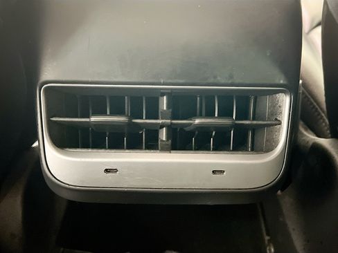 Used 2023 Tesla Model 3 Standard Range RWD image 18