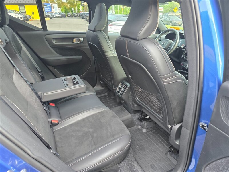 Used 2020 Volvo XC40 T5 R-Design w/ Protection Package Premier AWD/4WD image 14