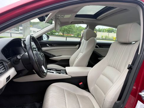 Used 2022 Honda Accord EX-L image 12