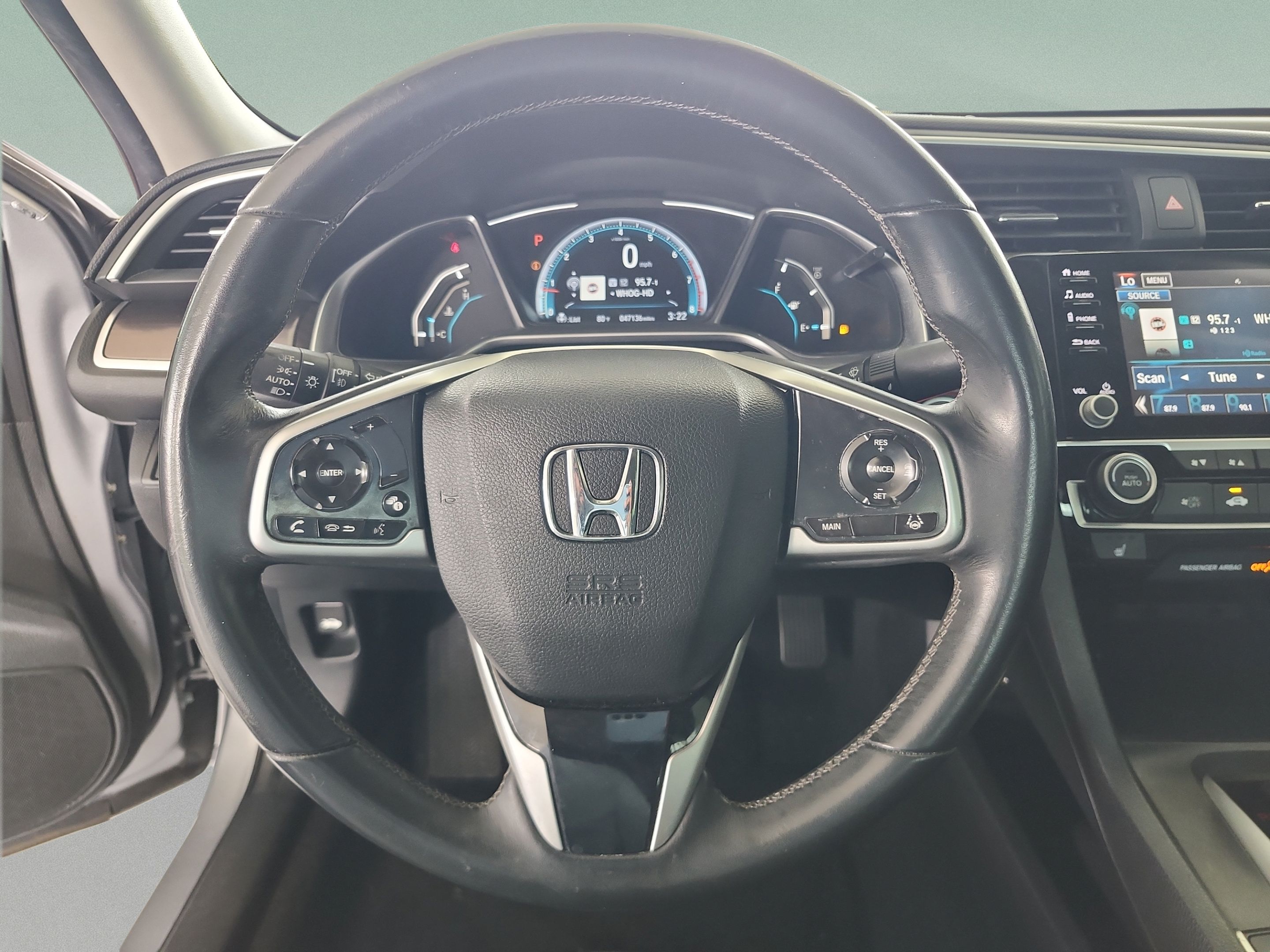Used 2019 Honda Civic EX image 9