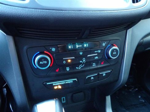 Used 2018 Ford Escape SEL image 39