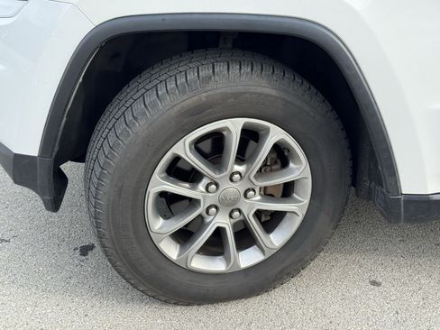 Used 2015 Jeep Grand Cherokee Limited image 48