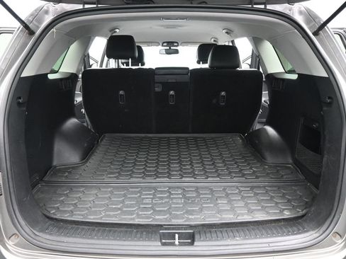 Used 2017 Kia Sorento EX image 21