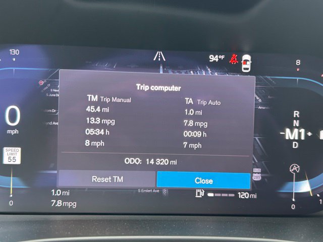 Used 2024 Volvo XC40 B5 Plus w/ Protection Package Premier AWD/4WD image 9