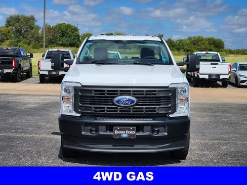 New 2026 Ford F250 XL image 3