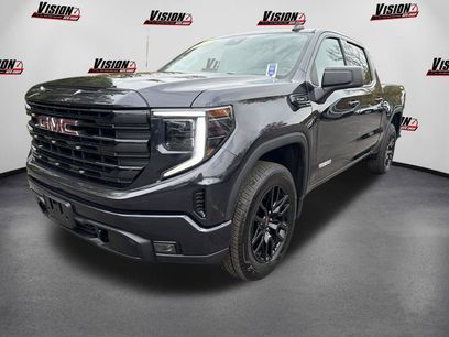 Used 2025 GMC Sierra 1500 Elevation