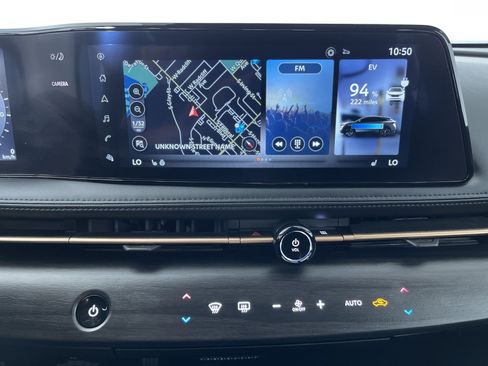Certified 2024 Nissan Ariya AWD image 18