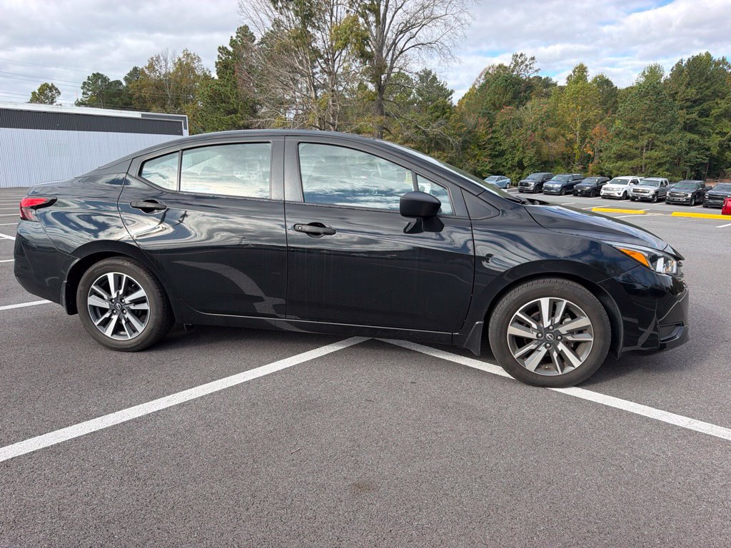 Used 2023 Nissan Versa S w/ S Plus Package FWD image 4