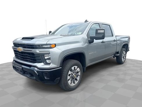 Used 2025 Chevrolet Silverado 2500 Custom w/ Custom Value Package AWD/4WD image 1