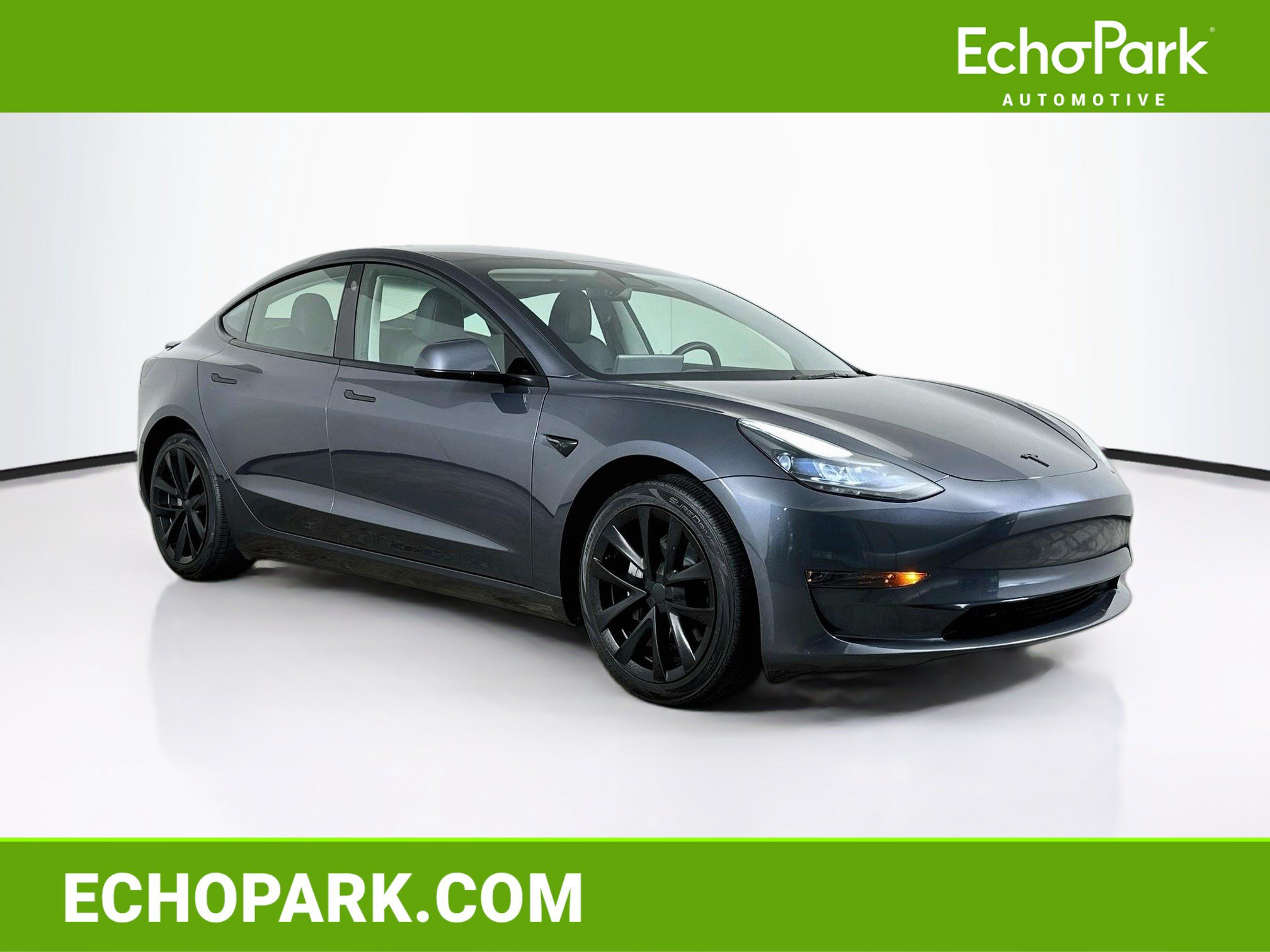 Used 2023 Tesla Model 3 Standard Range RWD image 1
