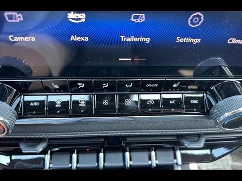 New 2025 Chevrolet Colorado LT w/ Advanced Trailering Package image 23