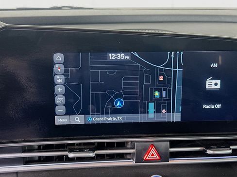 Used 2025 Hyundai Elantra SEL FWD image 22