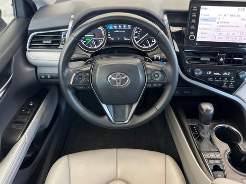 Certified 2022 Toyota Camry XSE FWD image 13