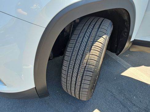 Certified 2024 Volkswagen Atlas SE AWD/4WD image 34