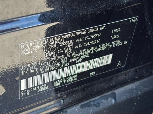 Used 2025 Toyota RAV4 XLE w/ Weather Package FWD image 28