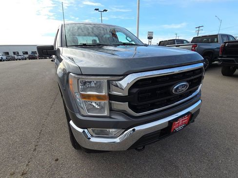 Used 2022 Ford F150 XLT image 12