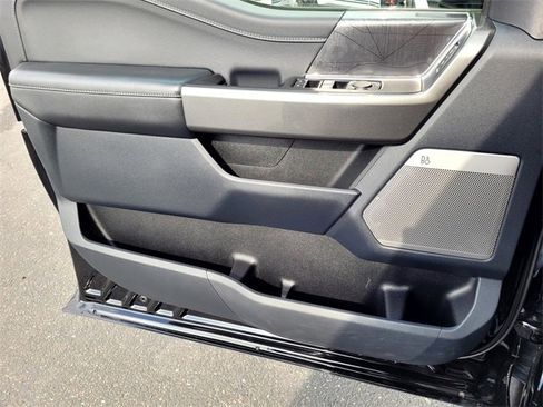 Used 2022 Ford F150 XLT w/ Equipment Group 302A High image 15