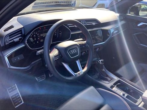 Used 2025 Audi Q3 2.0T Premium Plus w/ Premium Plus Package image 17