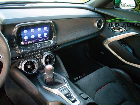 Used 2022 Chevrolet Camaro ZL1 RWD image 14
