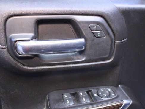 Used 2020 GMC Sierra 1500 Elevation image 17