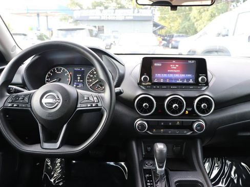 Used 2024 Nissan Sentra S FWD image 17