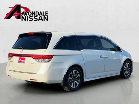 Used 2016 Honda Odyssey Touring Elite image 6