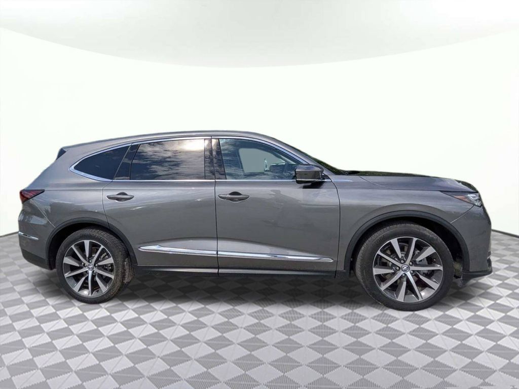 Used 2025 Acura MDX w/ Technology Package FWD image 2