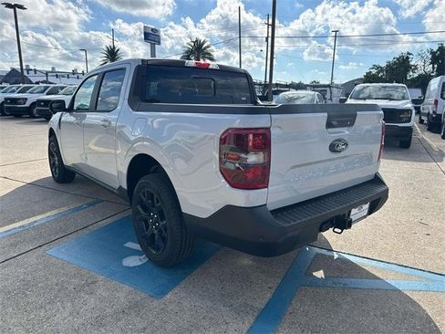 New 2025 Ford Maverick Lariat w/ Black Appearance Package image 5